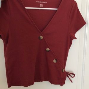 american eagle cropped tee